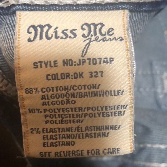 Capris - Picture 5 of 5